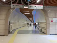 Pendik Metro Yaya Altgeçidi